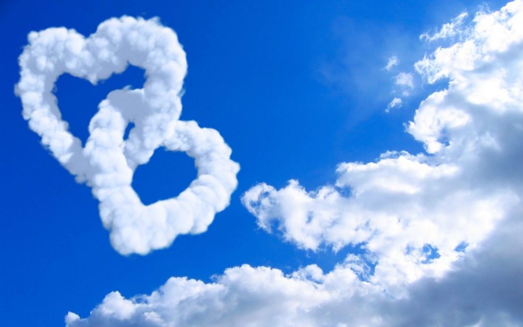 coeur dans les nuages pour la Saint Valentin